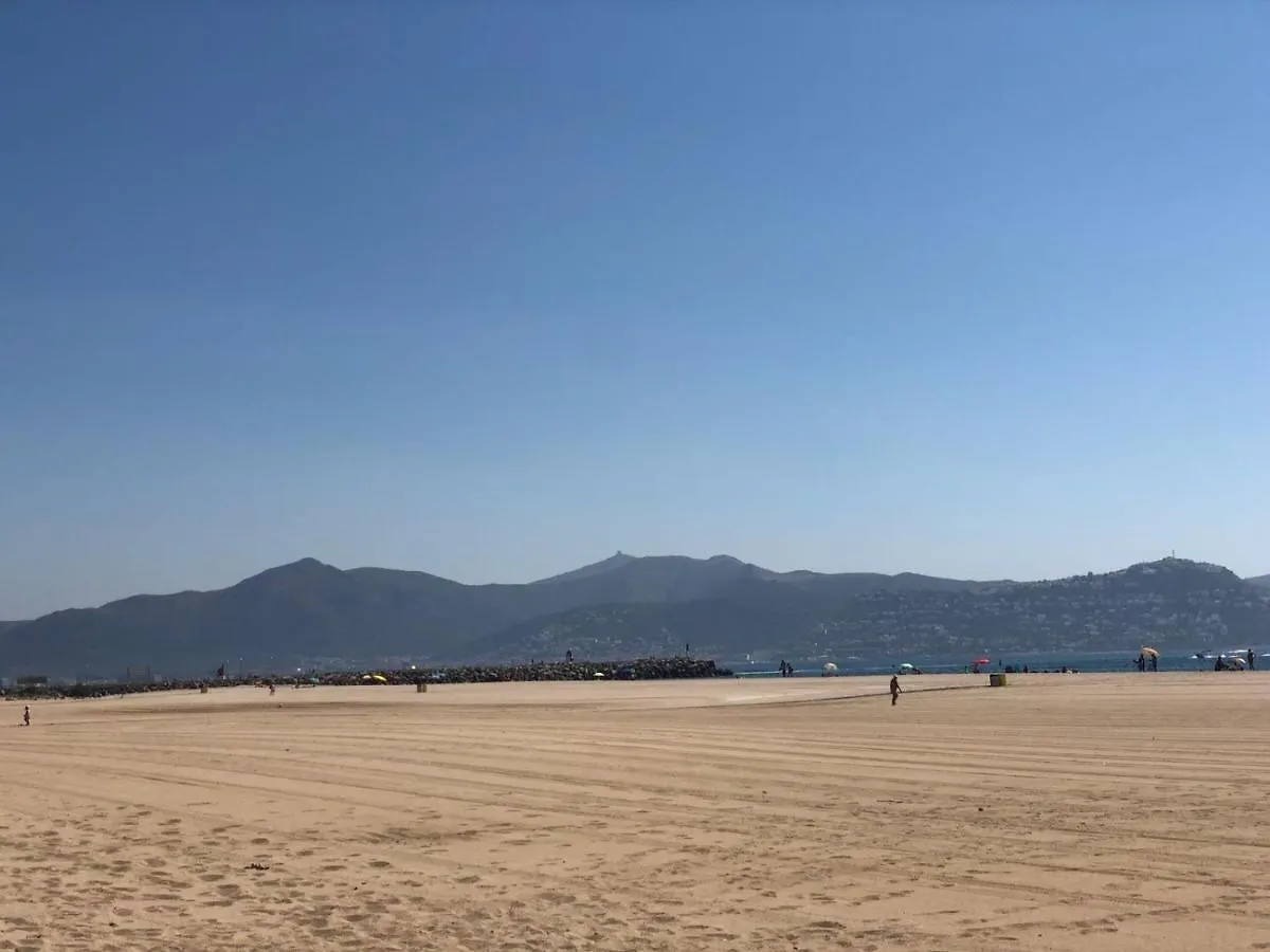 Апартаменты Vista Bahia 23 Эмпуриабрава 0*,